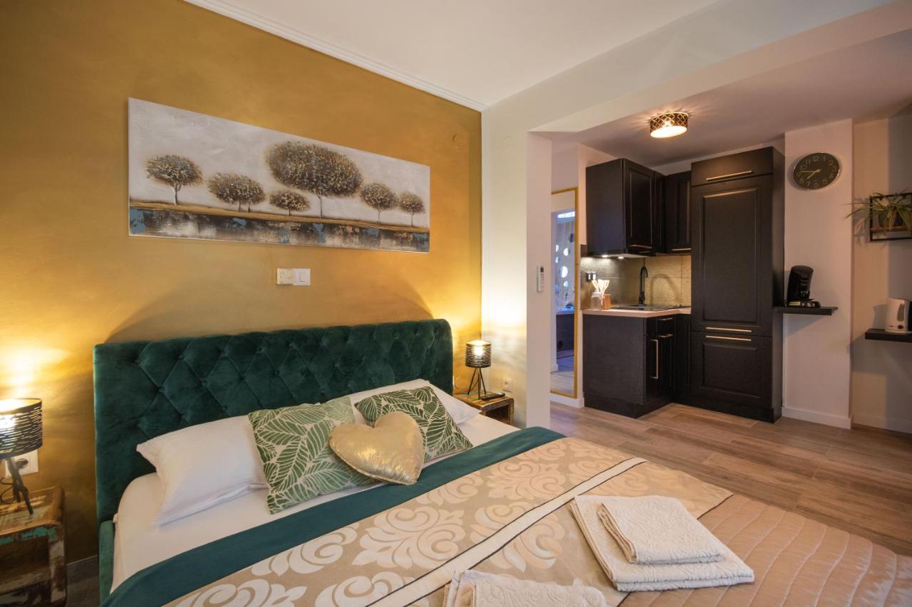 פורץ Wellness Studio D'Or - Exclusive New Apartment With Whirlpool, Sauna, Sunny Terrace, Private Parking מראה חיצוני תמונה