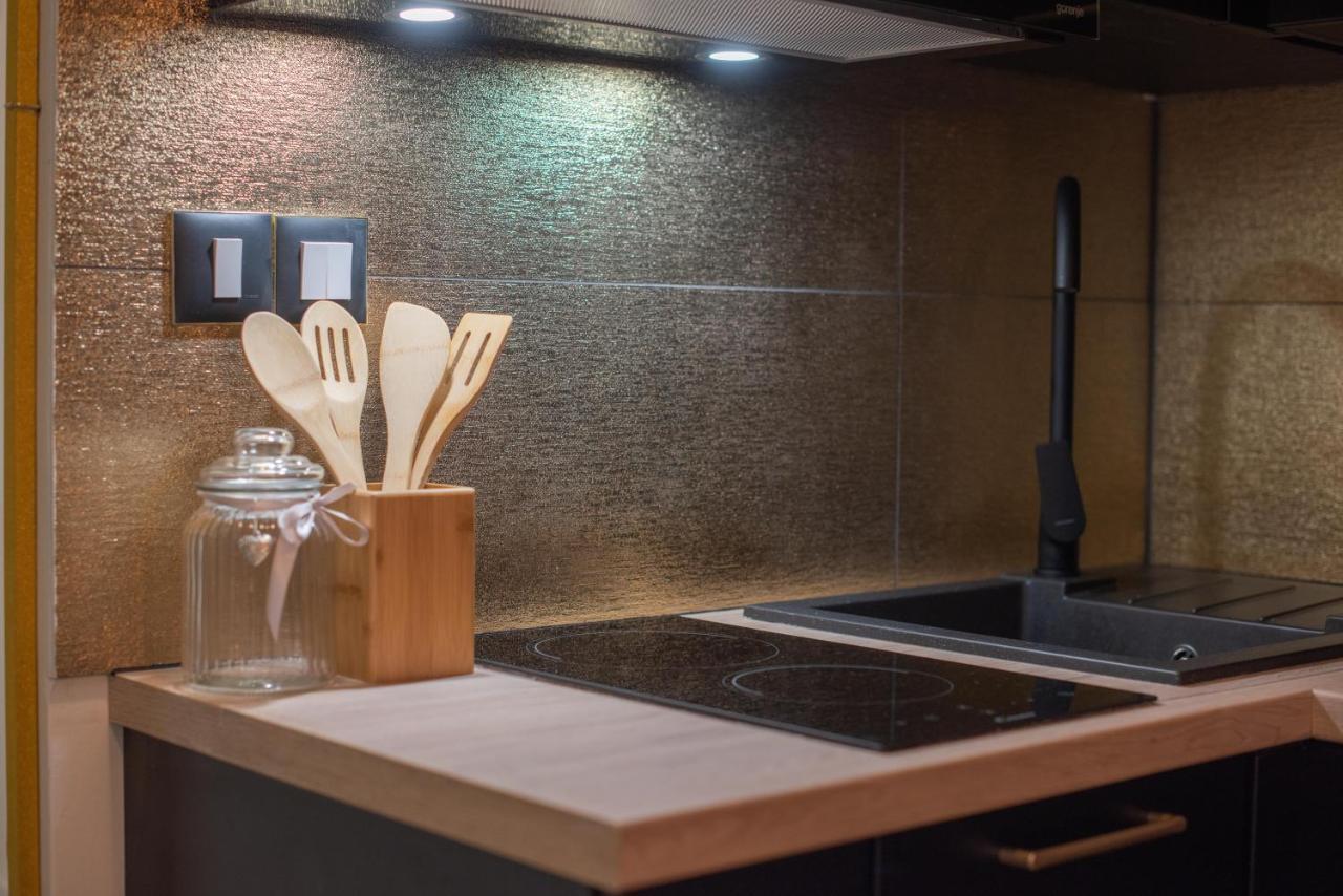 פורץ Wellness Studio D'Or - Exclusive New Apartment With Whirlpool, Sauna, Sunny Terrace, Private Parking מראה חיצוני תמונה